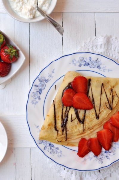 A hétvége sztárja: epres-túrós palacsinta A hétvége sztárja: epres-túrós palacsinta