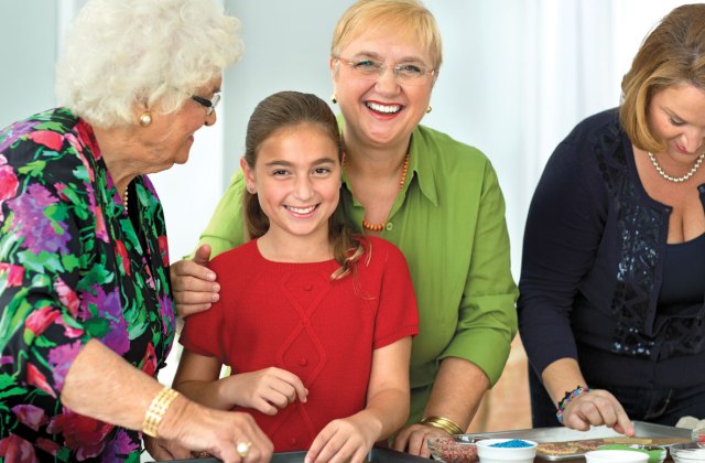 Anyai tanácsok – így támogathatod lelkileg a lányod az első menseskor