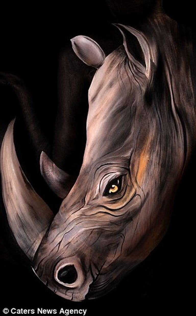 Ennél tökéletesebb testfestés talán nincs is!