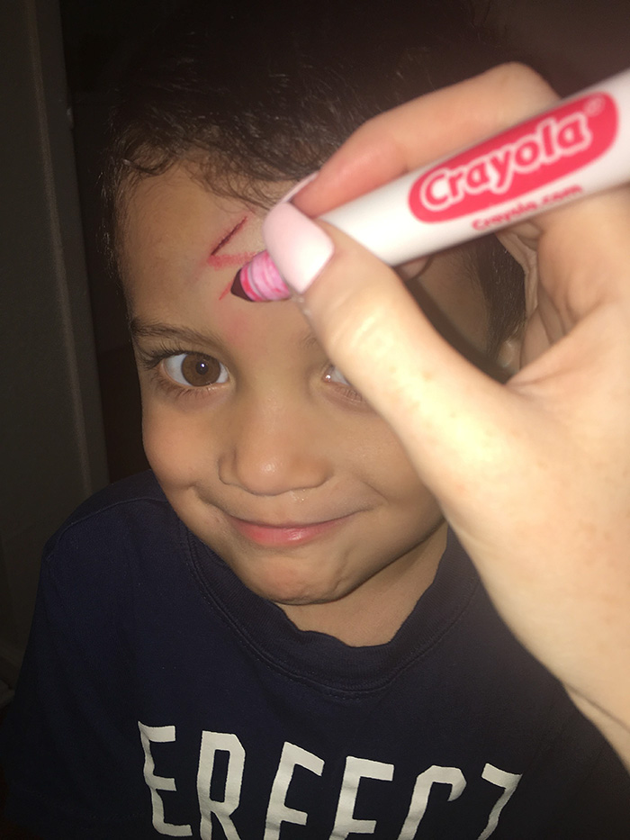 Így nyugtasd meg a síró gyereket: csinálj belőle Harry Pottert! - cuki képek Így nyugtasd meg a síró gyereket: csinálj belőle Harry Pottert! - cuki képek