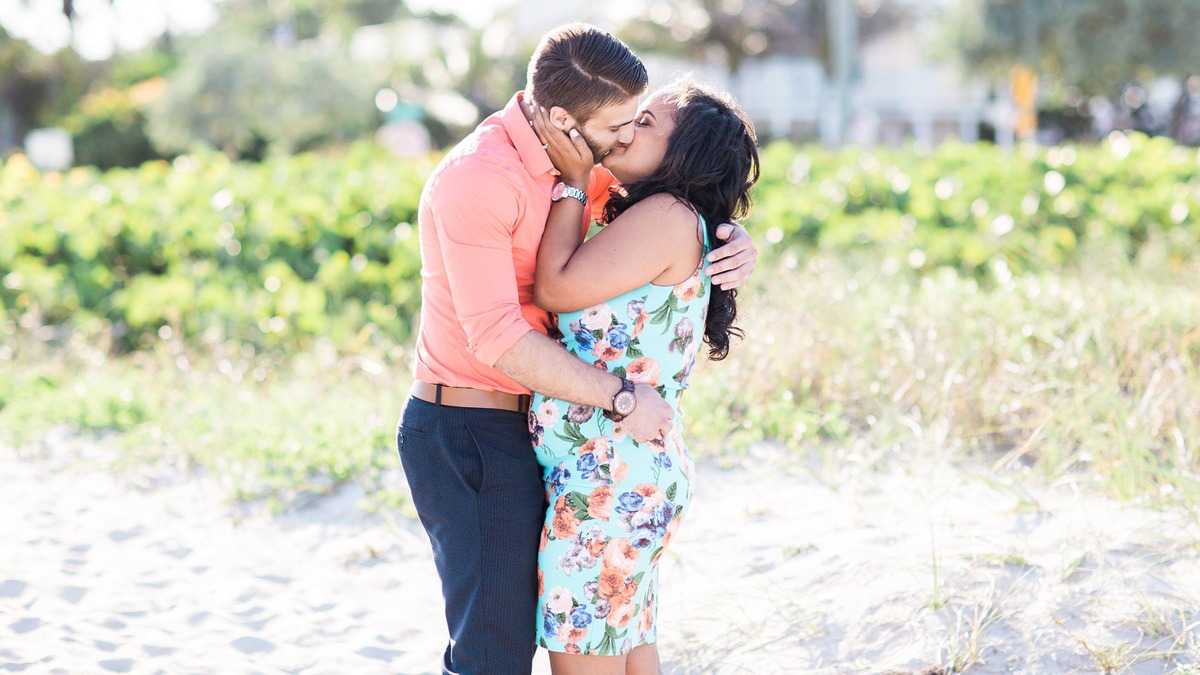 Terhesfotózáson lepte meg barátnőjét a lánykéréssel - gyönyörű fotók Terhesfotózáson lepte meg barátnőjét a lánykéréssel - gyönyörű fotók