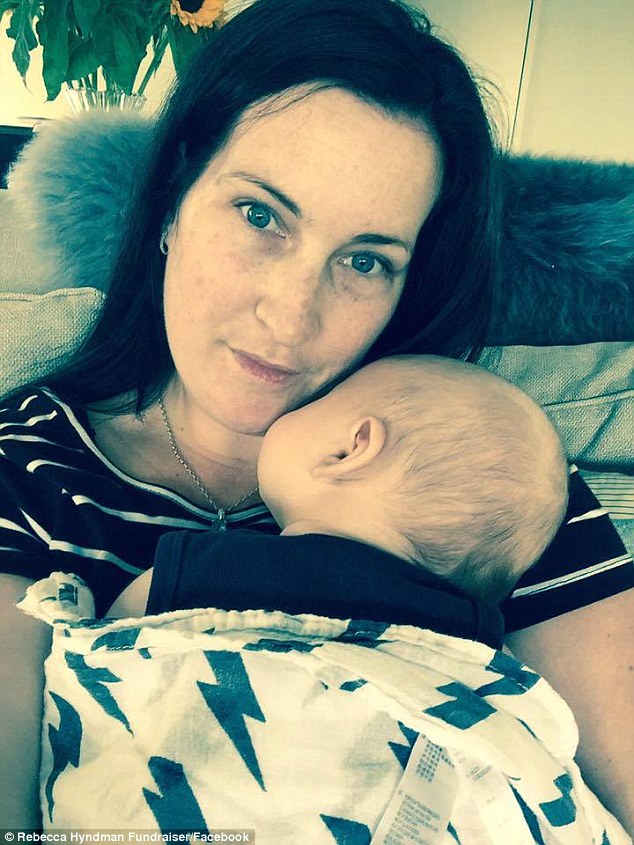 Néhány héttel kisfia születése után tudta meg az édesanya, hogy csak hónapjai vannak hátra Néhány héttel kisfia születése után tudta meg az édesanya, hogy csak hónapjai vannak hátra