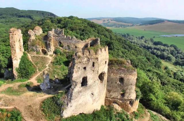 Hétvégi vártúrák a Felvidéken Hétvégi vártúrák a Felvidéken