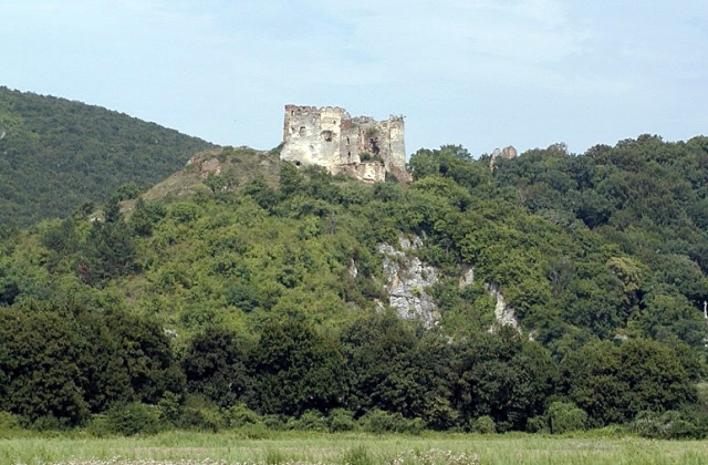 Hétvégi vártúrák a Felvidéken Hétvégi vártúrák a Felvidéken