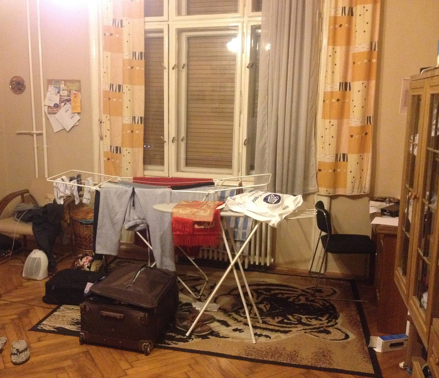 Előtte és utána: minimál pénzből alakult át a pesti kis garzon