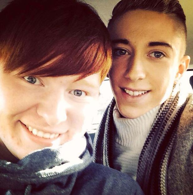 Együtt alakultak át a transznemű fivérek, akik most már nővérek