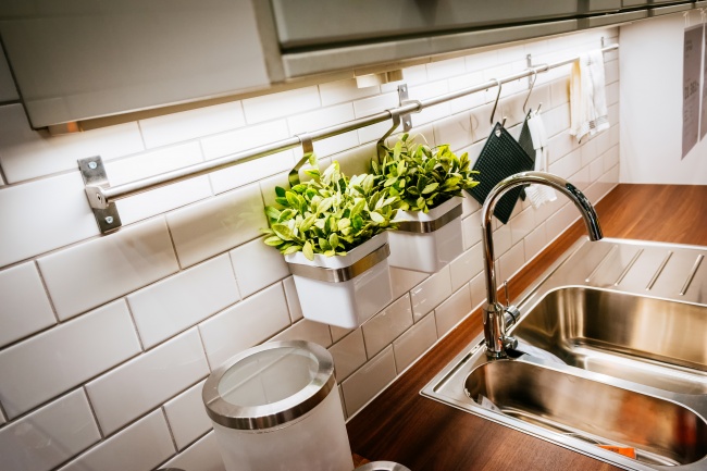 Így alakíthatod át a konyhád alig egy óra alatt