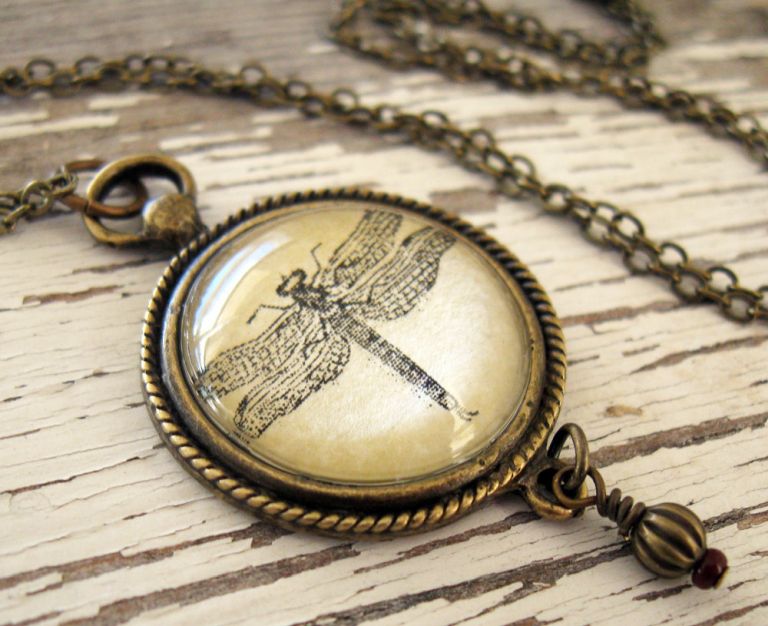 Ékszerek préselt növényekből Ékszerek préselt növényekből