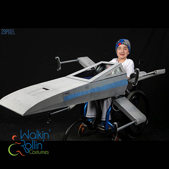 Gyerekek kerekesszékéből készít menő járgányokat Gyerekek kerekesszékéből készít menő járgányokat