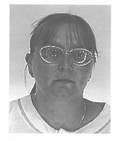 Eltűnt egy fehér bottal közlekedő nő 