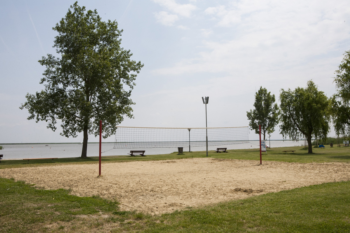 Fertő tó: egy csepp nyugalom az érintetlen természet közepén Fertő tó: egy csepp nyugalom az érintetlen természet közepén