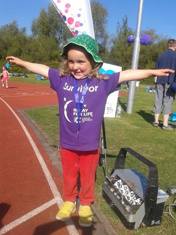 Pelenkázás közben vette észre kisbabája daganatát az anyuka Pelenkázás közben vette észre kisbabája daganatát az anyuka