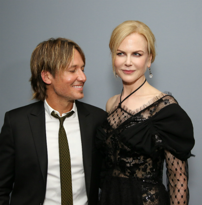 Nicole Kidman csipke ruhája alig takar valamit