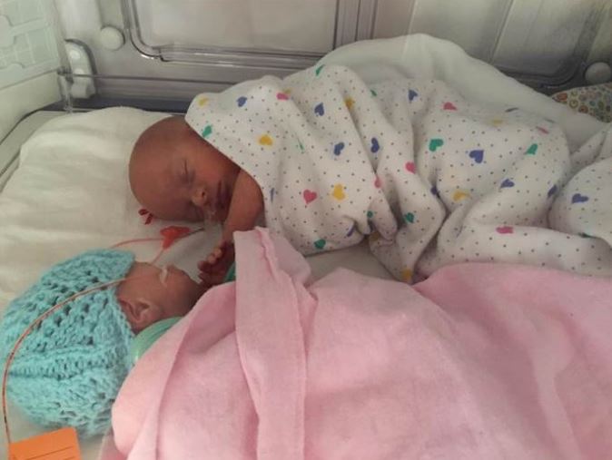 Kis híján elájult a leendő apa, mikor megtudta, hogy négyes ikrei lesznek 