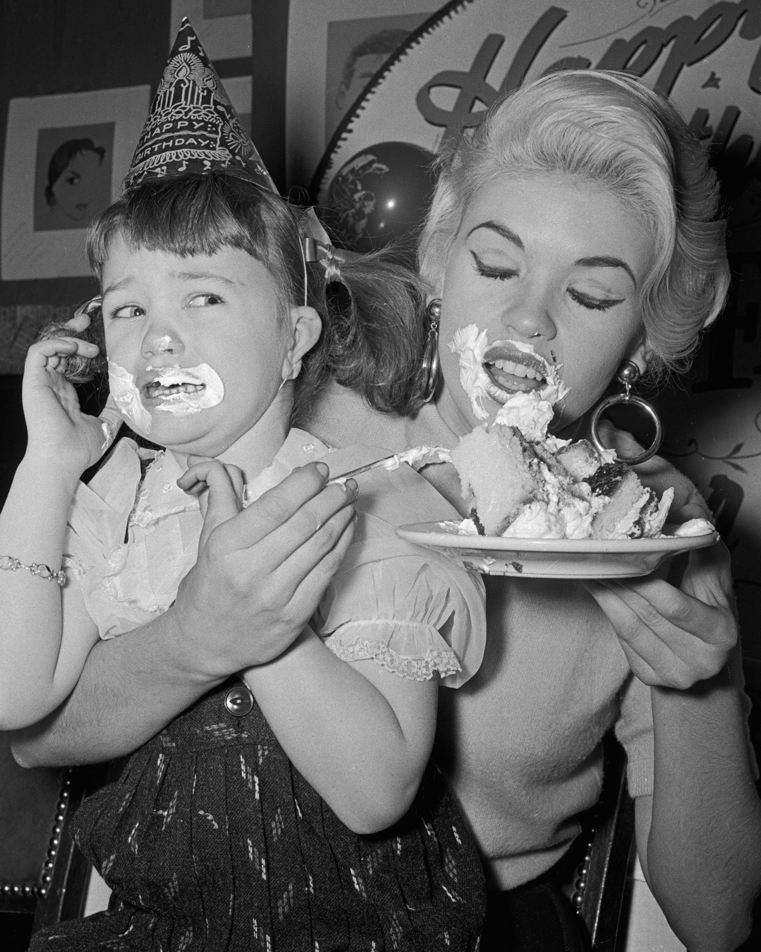 Így zabálnak a sztárok - fotók Így zabálnak a sztárok - fotók