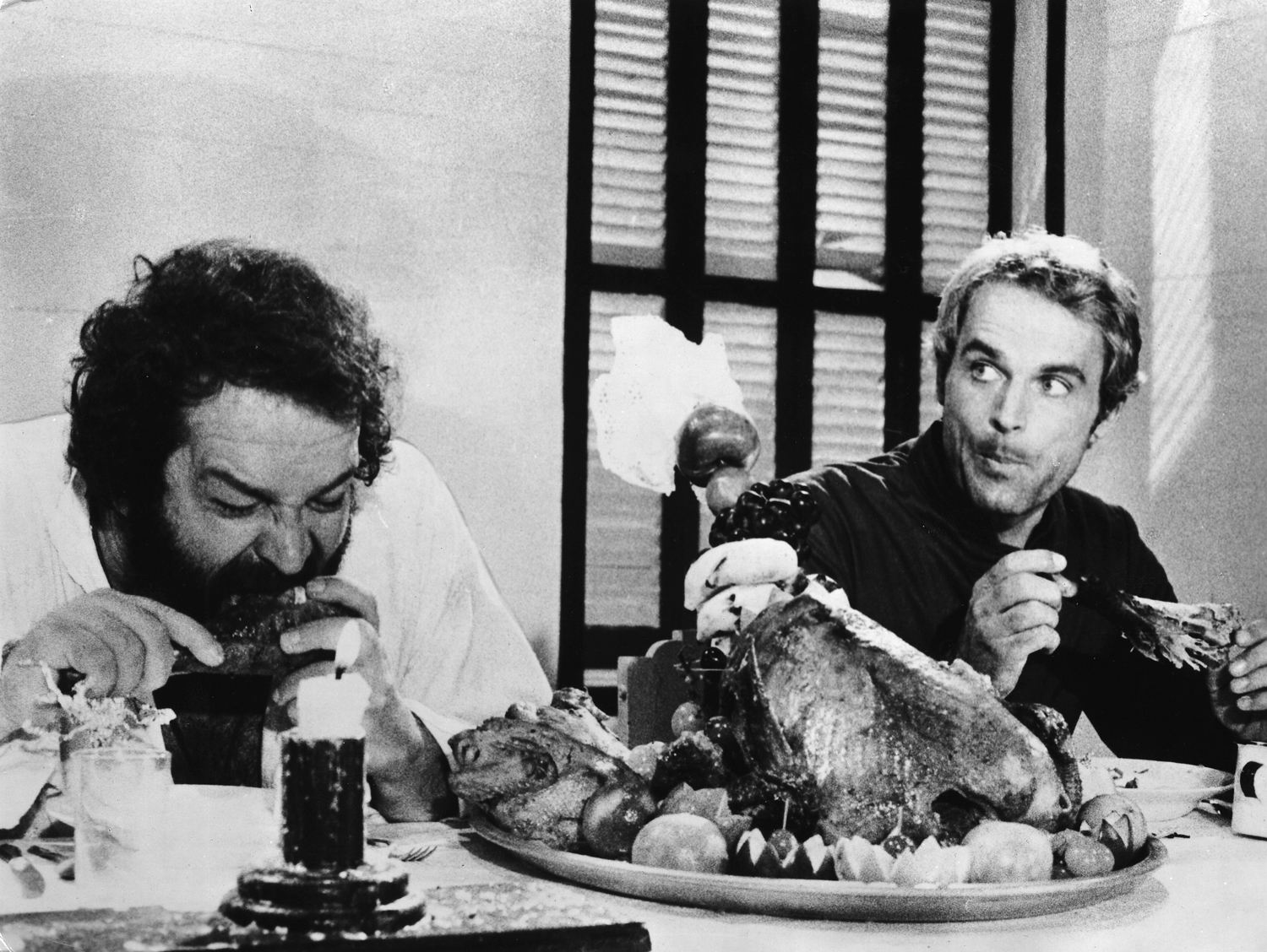 Így zabálnak a sztárok - fotók Így zabálnak a sztárok - fotók