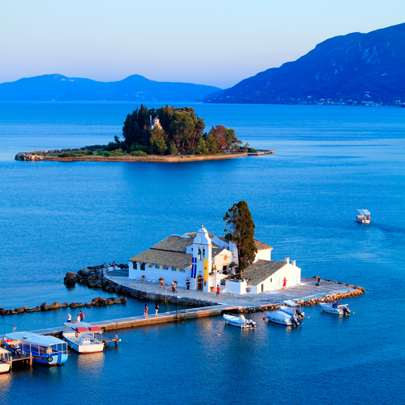 10 sziget Európában, ahová érdemes nyaralást tervezni 10 sziget Európában, ahová érdemes nyaralást tervezni