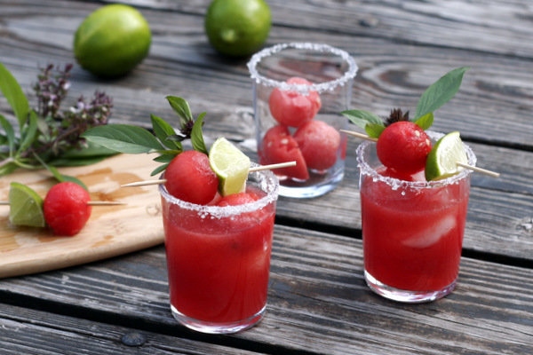 4 extrafinom dinnyés koktél