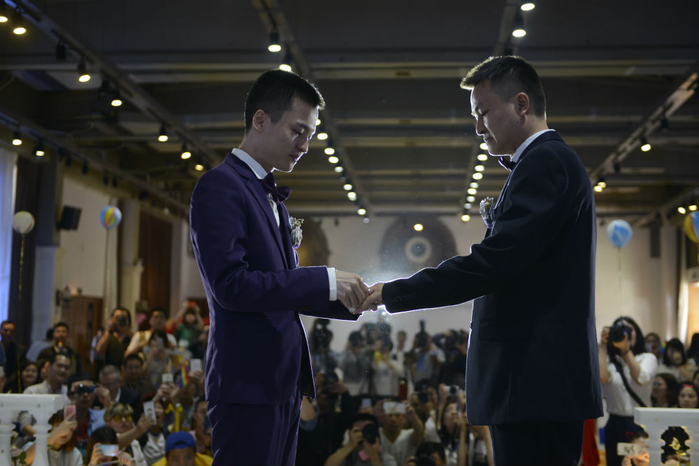 20 emlékeztetető, hogy a szerelem erősebb a gyűlöletnél