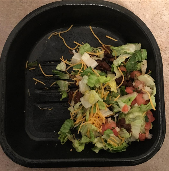 12 könnyfakasztó pillanat, amikor a kaja nem úgy került eléd, ahogy elképzelted