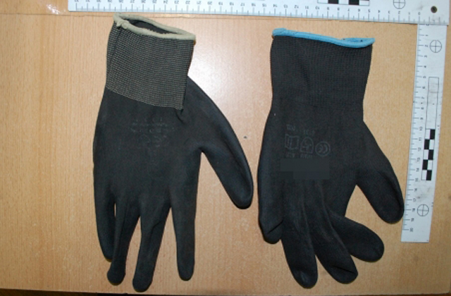 Kesztyűs kézzel molesztálta a nőket Kiskunfélegyházán - videó