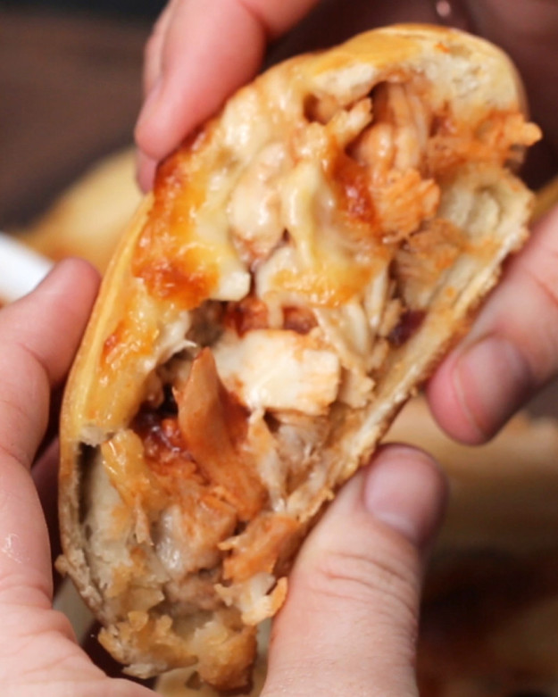 Csirkés töltött tészta vacsorára - videó Csirkés töltött tészta vacsorára - videó