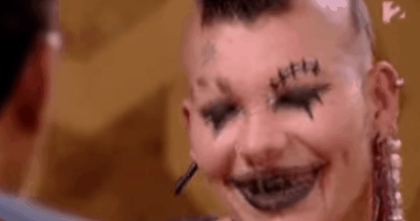 Joshi Bharat nem hordja a jegygyűrűjét Joshi Bharat nem hordja a jegygyűrűjét