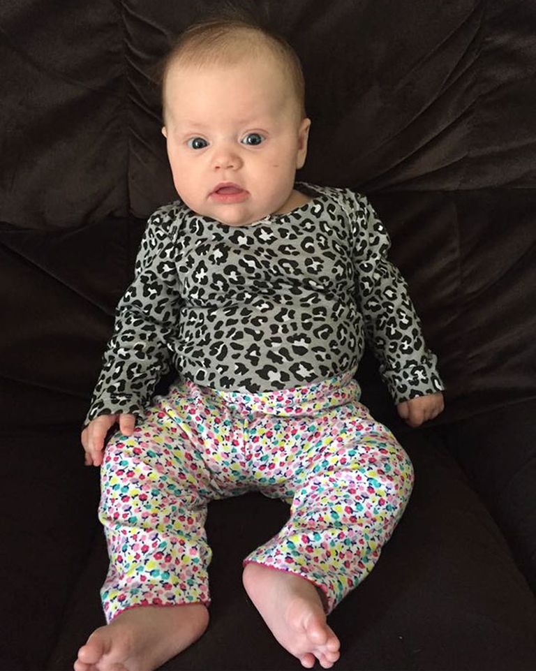 Amikor apa öltözteti a gyereket…