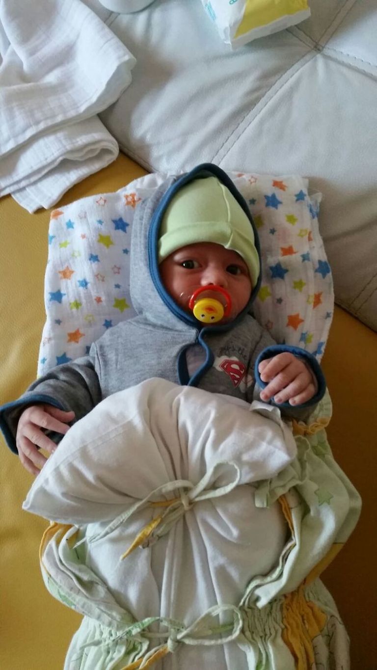 Amikor apa öltözteti a gyereket…