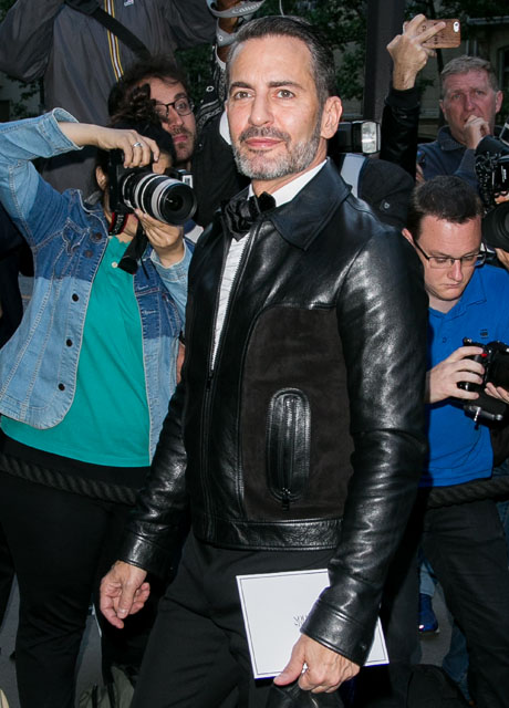 Párolt alma, rockzene és hideg szoba - ezektől indulnak be a világhírű divattervezők