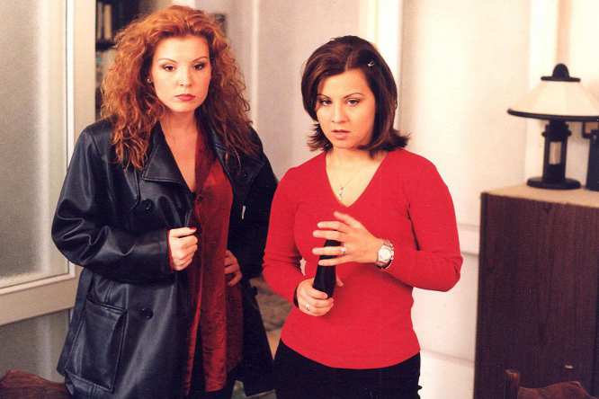 Liptai Claudia és Ábel Anita a Szomszédokban