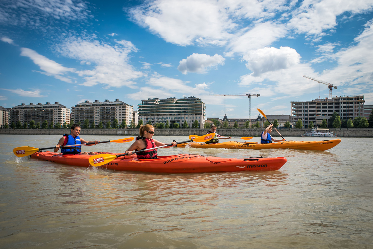 Így látod Budapestet egy kajakból - különleges dunai túrán jártunk Így látod Budapestet egy kajakból - különleges dunai túrán jártunk