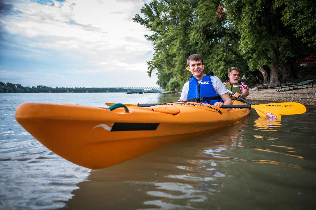 Így látod Budapestet egy kajakból - különleges dunai túrán jártunk Így látod Budapestet egy kajakból - különleges dunai túrán jártunk