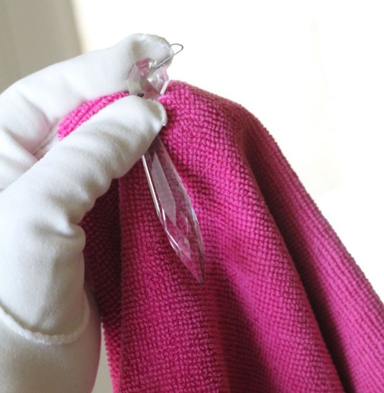 Egy puha pamutkesztyűvel remekül takaríthatók az apróságok