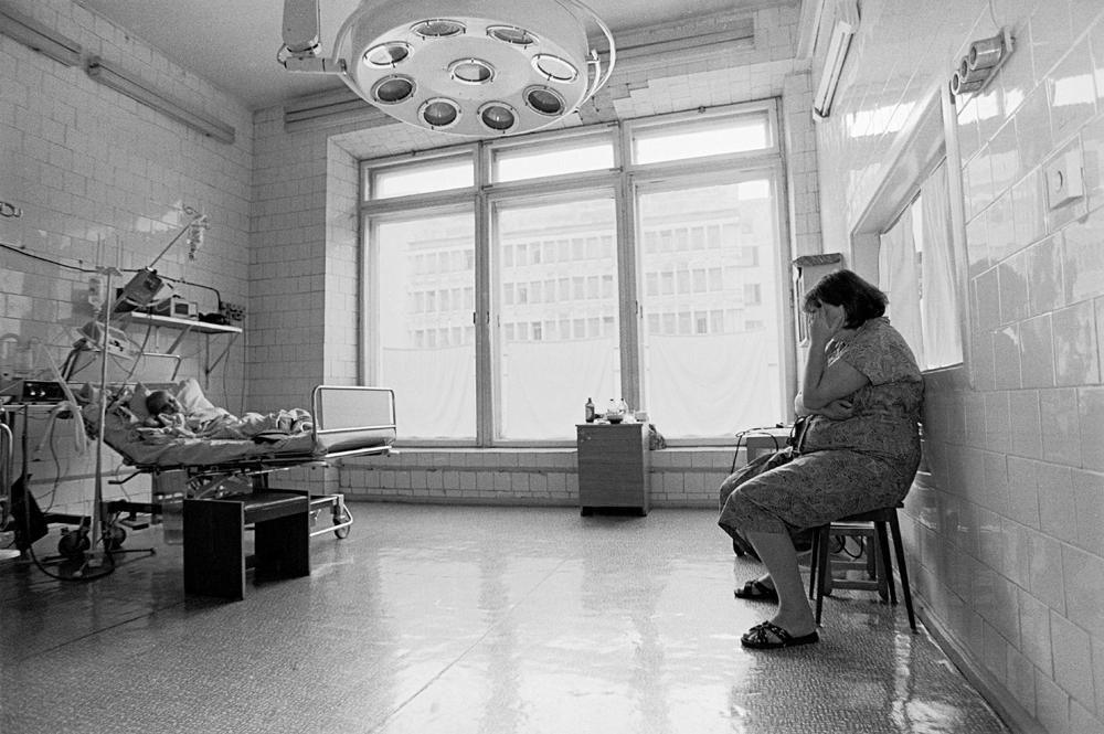 Sugárfertőzött férj, terhesség, mit tennél? Ápolnád a párod, vagy hagynád egyedül meghalni?