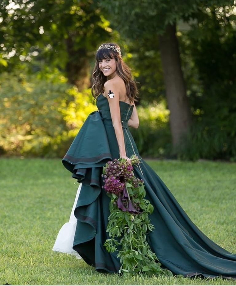 Akiknél a fehér ruha szóba sem jöhet Akiknél a fehér ruha szóba sem jöhet