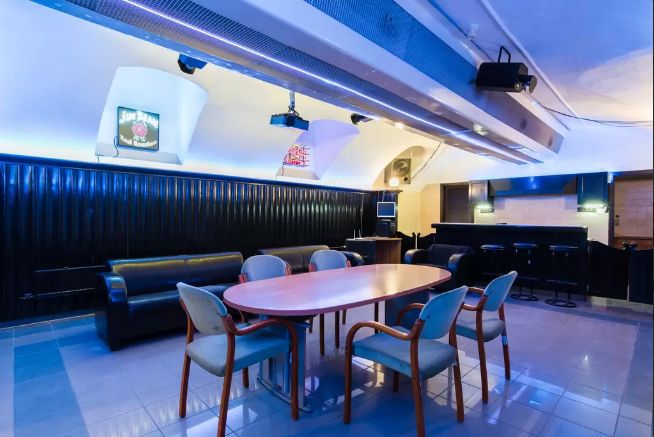 A 10 legfurcsább kiadó budapesti lakás az Airbnb-n A 10 legfurcsább kiadó budapesti lakás az Airbnb-n