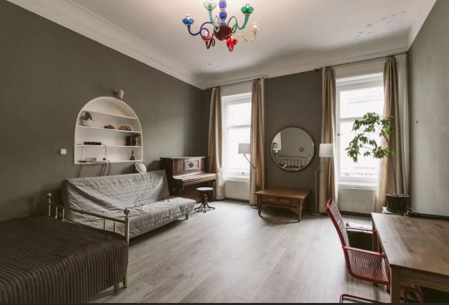 A 10 legfurcsább kiadó budapesti lakás az Airbnb-n A 10 legfurcsább kiadó budapesti lakás az Airbnb-n