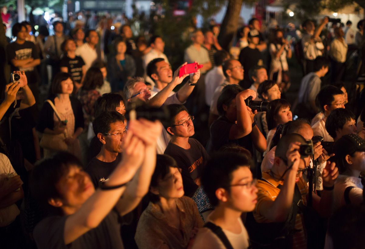 15 fotó japán egyik leglátványosabb tűzijáték fesztiváljáról, a Tezutsu Hanabiról 15 fotó japán egyik leglátványosabb tűzijáték fesztiváljáról, a Tezutsu Hanabiról