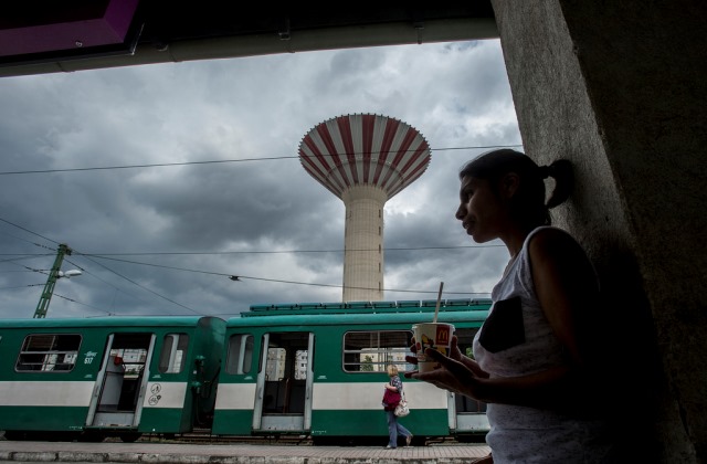 Budapesten sincs kolbászból a kerítés
