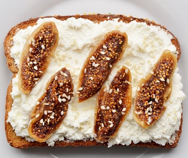 Szuperegészséges és energiabomba pirítósok, amiktől beindul a napod Szuperegészséges és energiabomba pirítósok, amiktől beindul a napod