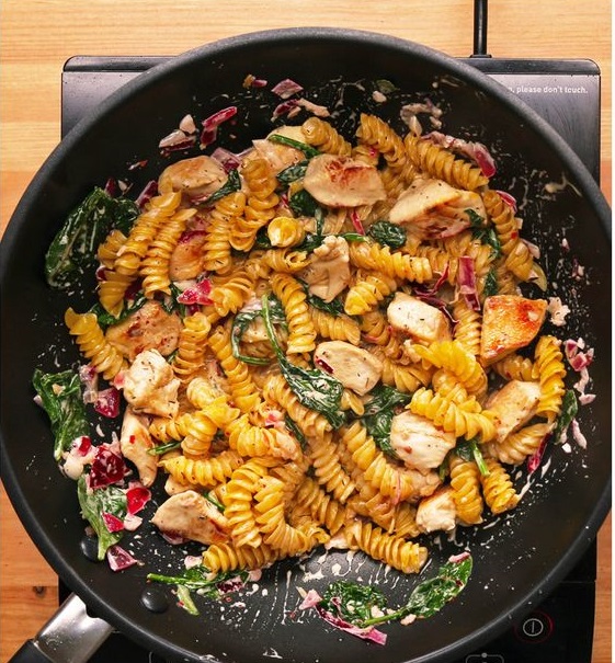 Gyors vacsora: isteni krémes, csirkés tészta citrommal Gyors vacsora: isteni krémes, csirkés tészta citrommal