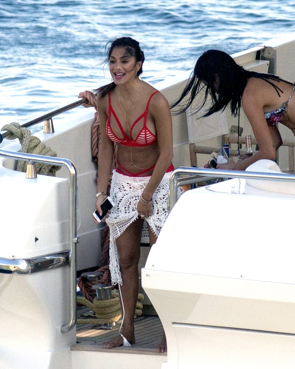 Rafinált biikinije van Lewis Hamilton 38 éves exének, Nicole Scherzingernek Rafinált biikinije van Lewis Hamilton 38 éves exének, Nicole Scherzingernek