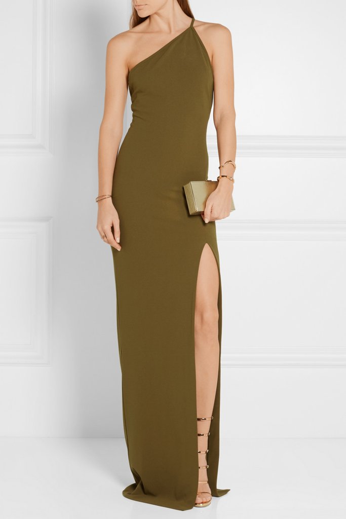 Találd meg a legstílusosabb esküvői-vendég ruhát a horoszkópod segítségével!