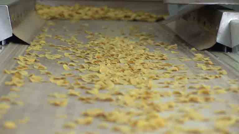 Így készül a kukoricapehely – műhelytitkok és érdekességek