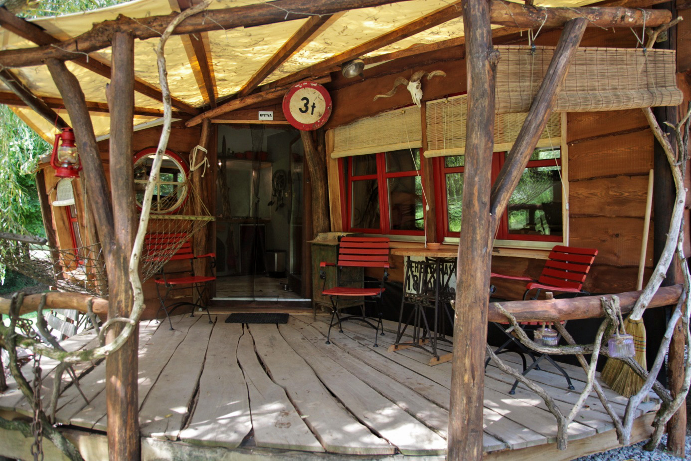 Egy mesés Csepel teherautó és egy külföldi házaspár, akik beleszerettek egy magyar faluba