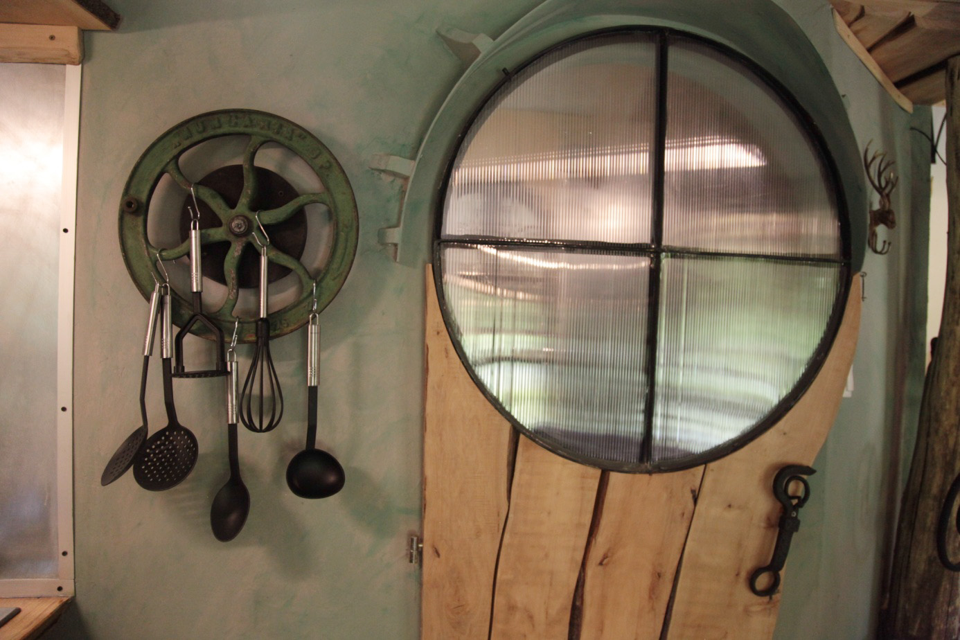 Egy mesés Csepel teherautó és egy külföldi házaspár, akik beleszerettek egy magyar faluba