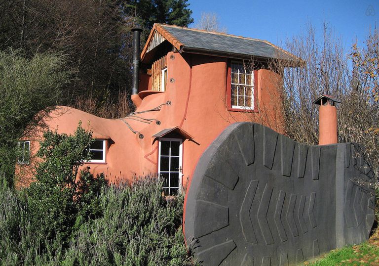 Kétszemélyes bakancsház Tasmániában. Az éjszakénkénti 249 dolláros árban reggeli is van