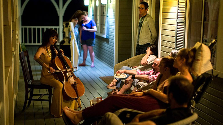 Öngyilkos partit rendezett a halálos beteg művésznő