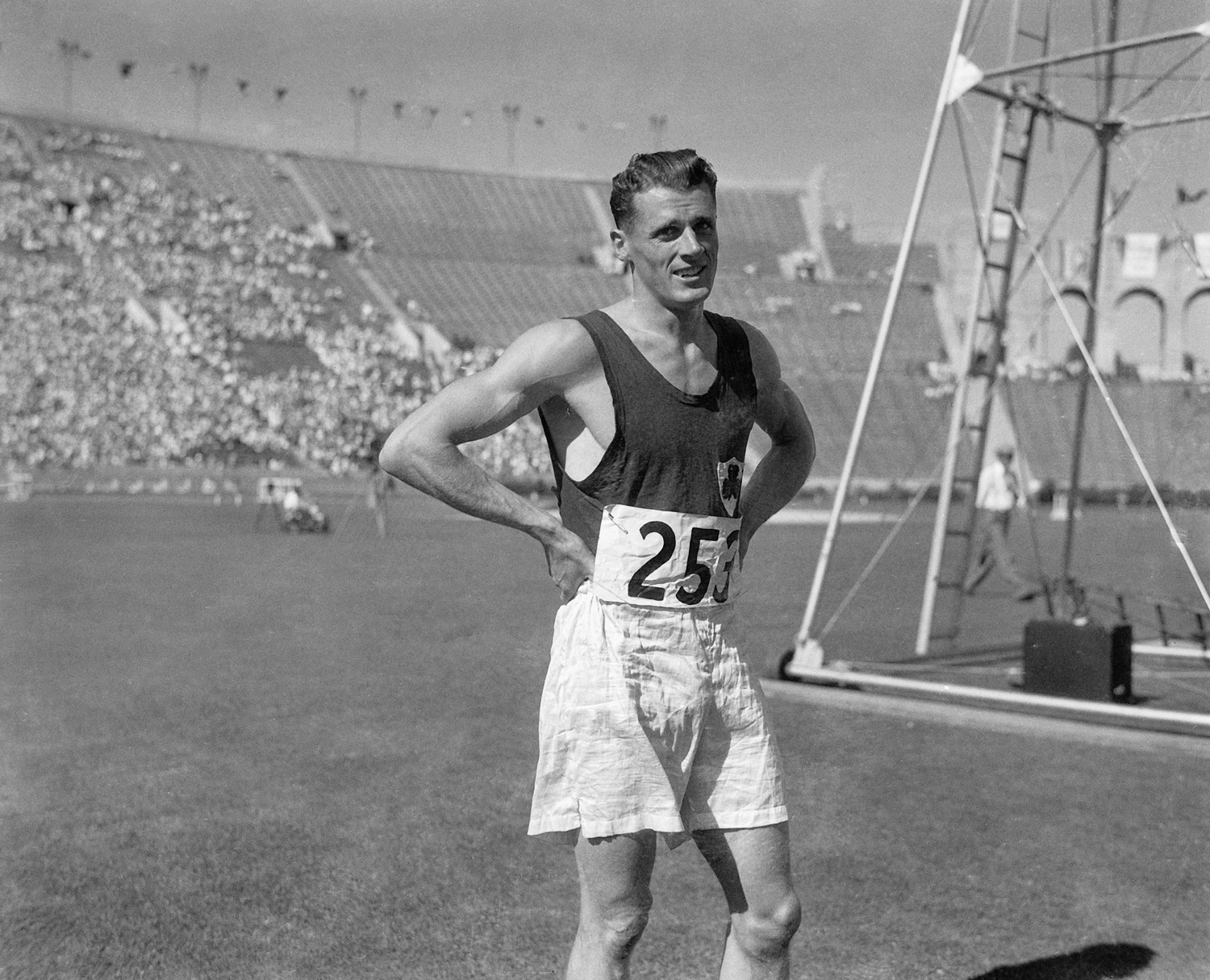 Nézd meg, milyen ruhákban versenyeztek az olimpikonok régen!